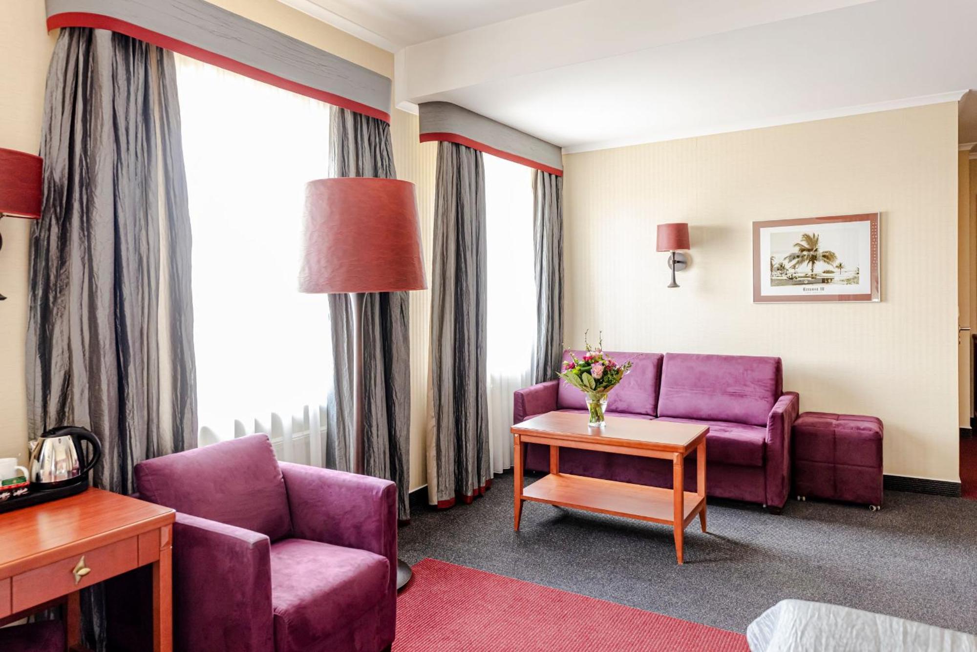 Hotel Panorama Mszczonów Buitenkant foto