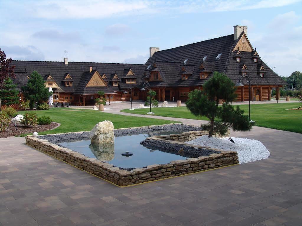 Hotel Panorama Mszczonów Buitenkant foto